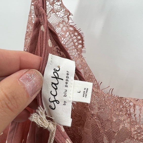 Tank Top Lace liner Large Polka Dot - Picture 6 of 7